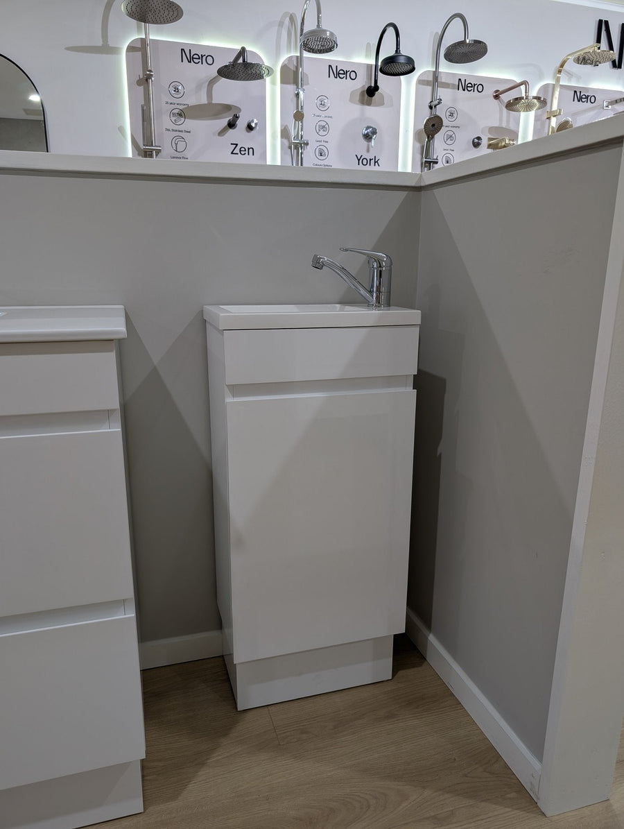 What Size Bathroom Vanity Is Best for Adelaide Homes?