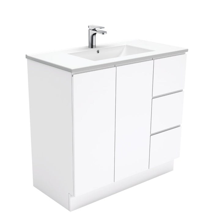 Fienza Fingerpull Vanity On Kickboard 900mm / Gloss White / Dolce